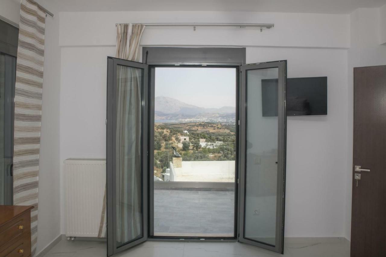 Villa Miron Kamilari Exterior foto